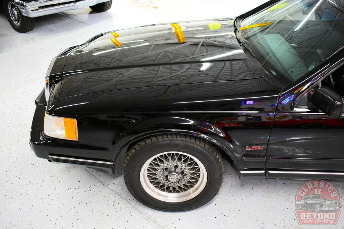 1992 Lincoln Mark Series - photo 9