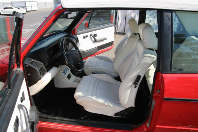 1992 Volkswagen Cabrio - photo 10