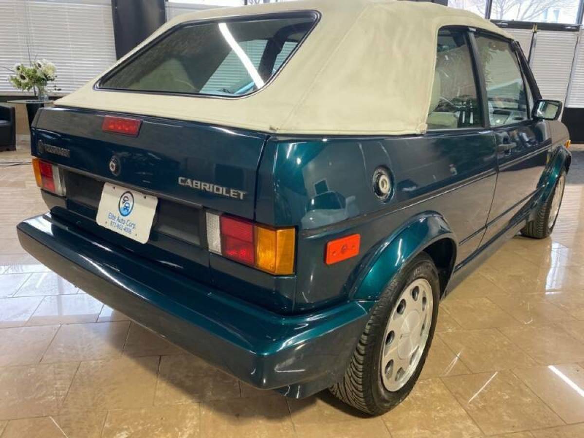 1992 Volkswagen Cabrio Base 2dr Convertible - photo 4