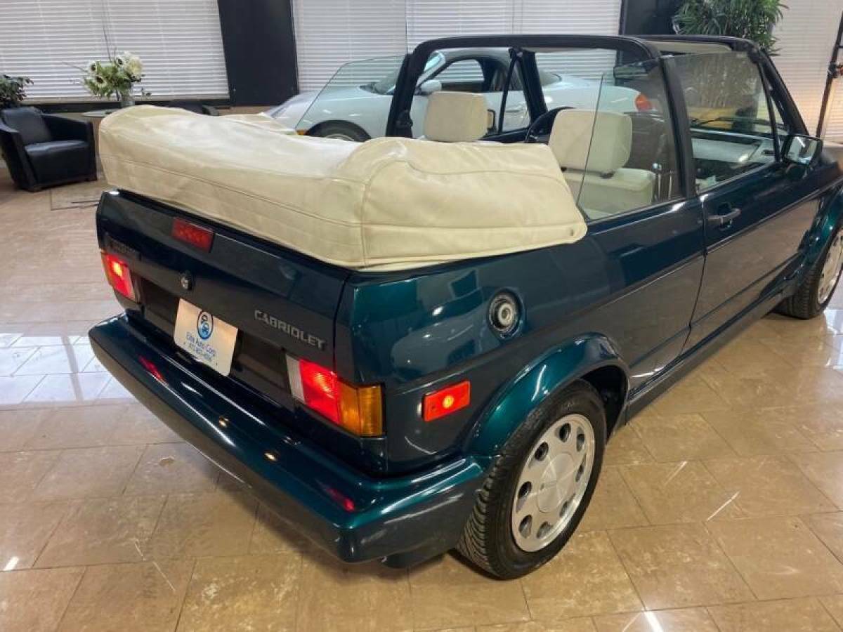 1992 Volkswagen Cabrio Base 2dr Convertible - photo 5