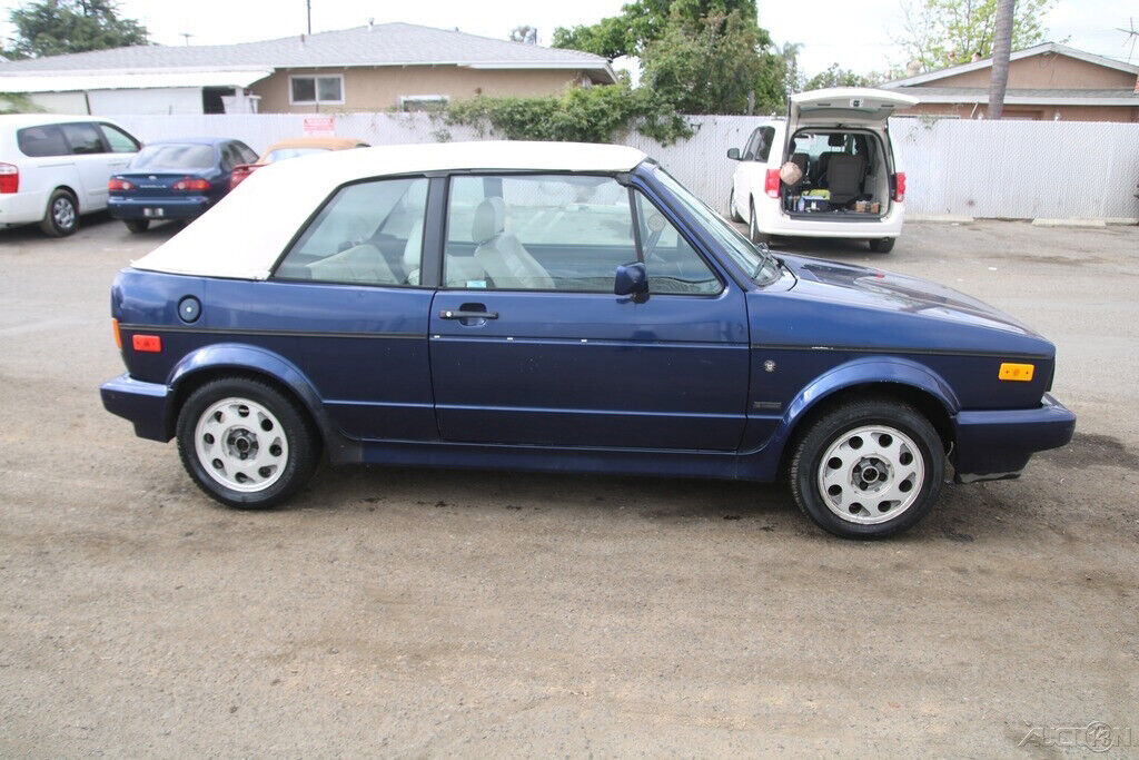 1992 Volkswagen Cabrio - photo 7