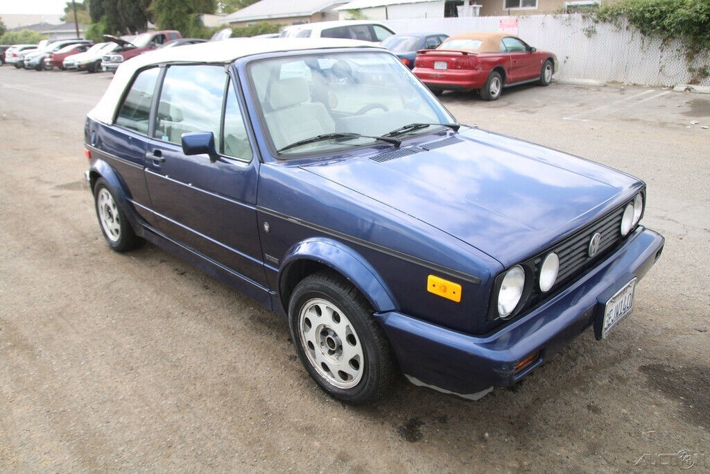 1992 Volkswagen Cabrio - photo 8