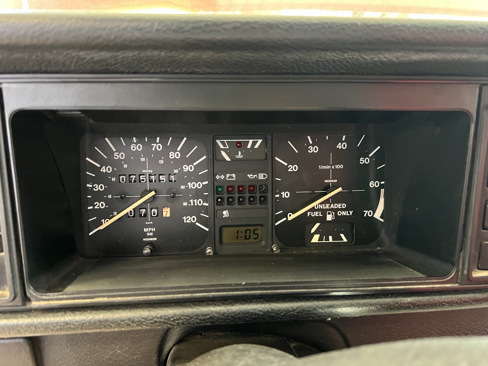 1992 Volkswagen Cabriolet - photo 12