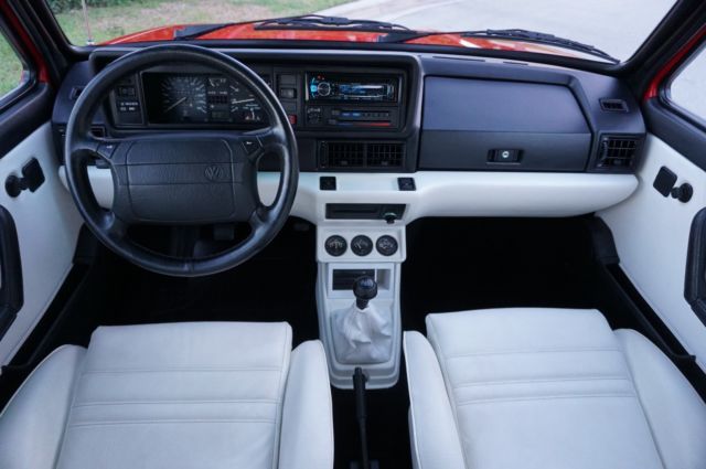 1992 Volkswagen Cabrio - photo 13