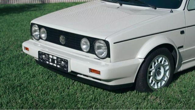 1992 VOLKSWAGEN Golf CABRIOLET - photo 2