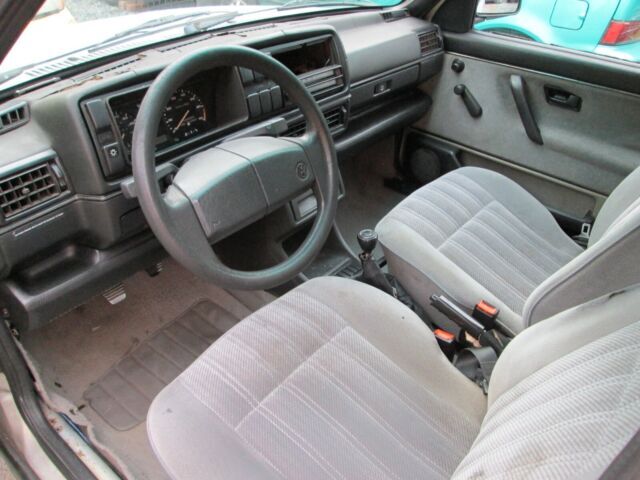 1992 Volkswagen Jetta GL - photo 10