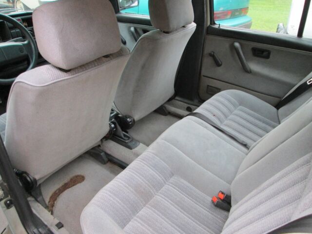 1992 Volkswagen Jetta GL - photo 12