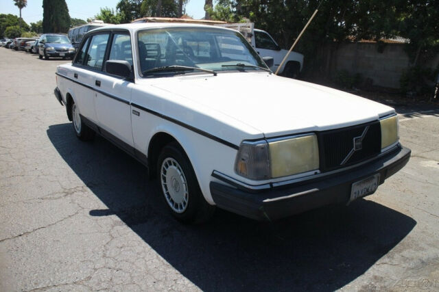 1992 Volvo 240 - photo 2