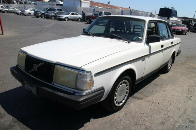 1992 Volvo 240 - photo 4