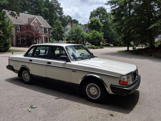 1992 Volvo 240 GL - photo 3