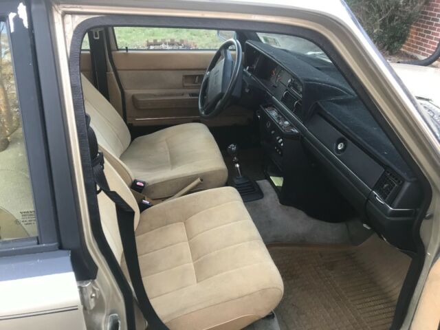 1992 Volvo 240 - photo 2