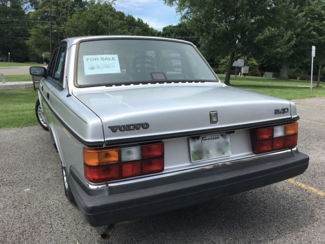 1992 Volvo 240 - photo 3