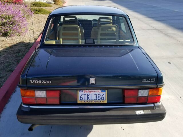 1992 Volvo 240 - photo 4