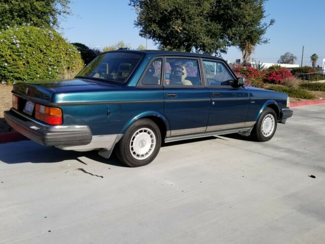 1992 Volvo 240 - photo 5