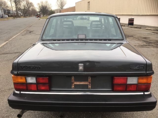 1992 Volvo 240 - photo 6