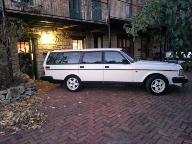 1992 Volvo 240 GL Wagon 4-Door