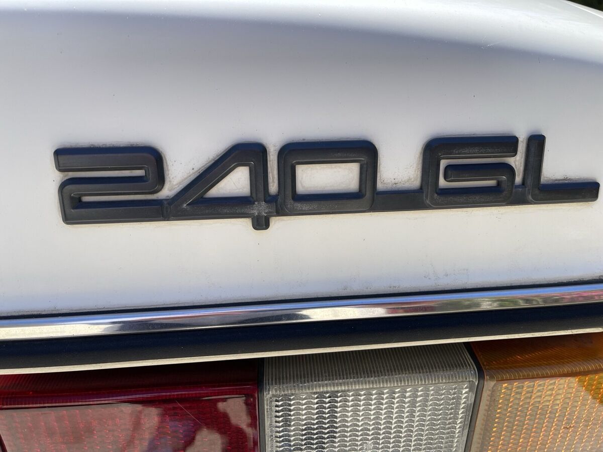 1992 Volvo 240 BASE - photo 5