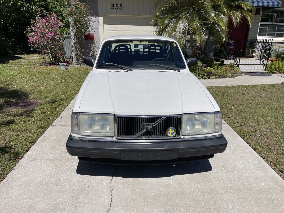 1992 Volvo 240 BASE - photo 8