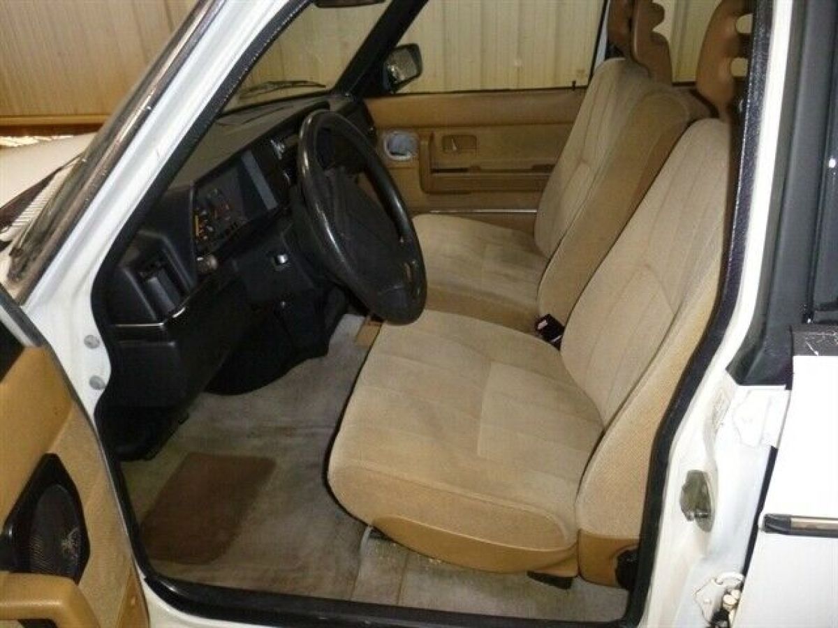 1992 Volvo 240 Series GL - photo 10