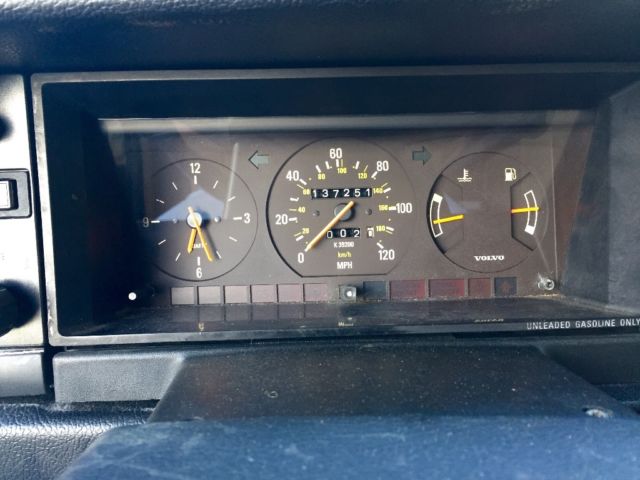 1992 Volvo 240 - photo 11