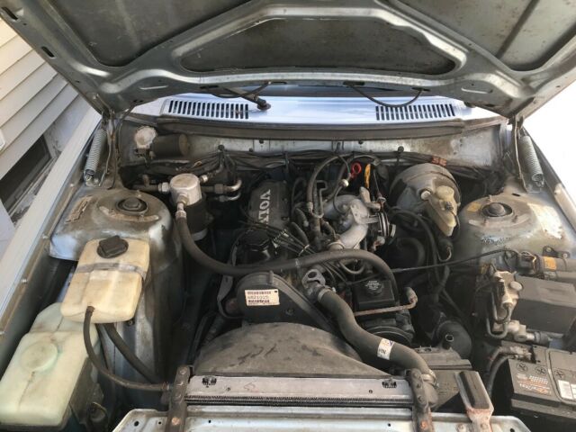1992 Volvo 240 Base Model - photo 5