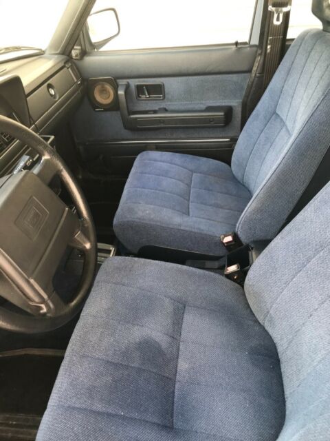1992 Volvo 240 Base Model - photo 6