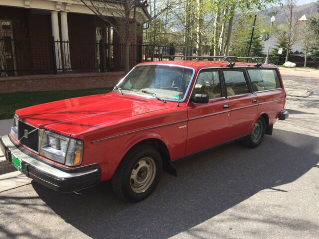 1982 Volvo 240 DL - photo 2
