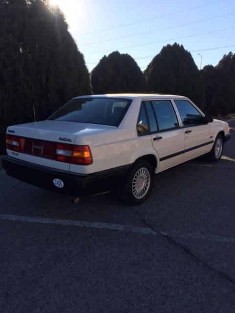 1992 Volvo 900 GLS - photo 3