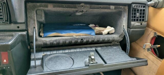 1992 Volvo 240 - photo 11