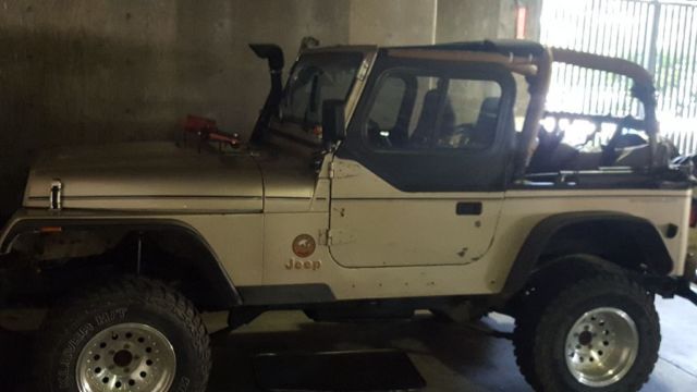1992 Jeep Wrangler Sahara - photo 3