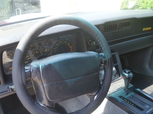 1992 Chevrolet Camaro - photo 13