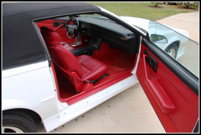 1992 Chevrolet Camaro Z28 Convertible - photo 10