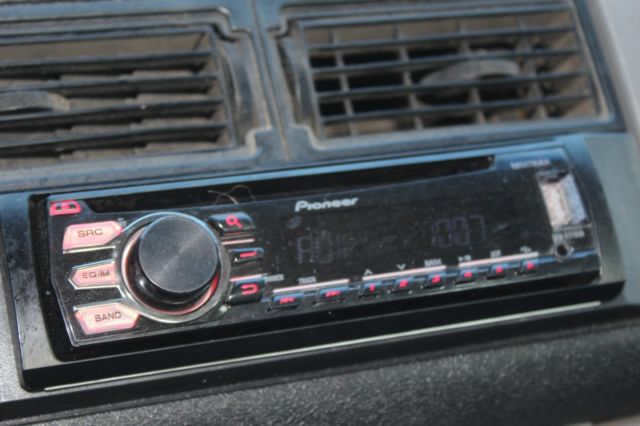 1993 GMC Sierra 1500 SLE - photo 11