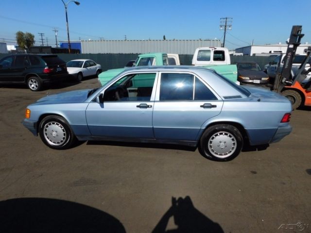 1993 Mercedes-Benz 190-Series 190E 2.3 (A4) (STD is Estimated) - photo 2