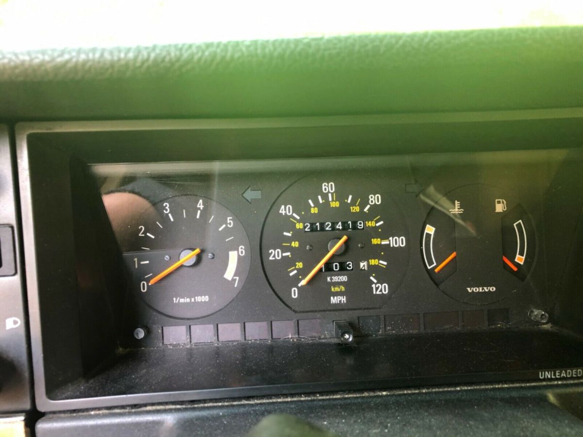 1993 Volvo 240 - photo 4