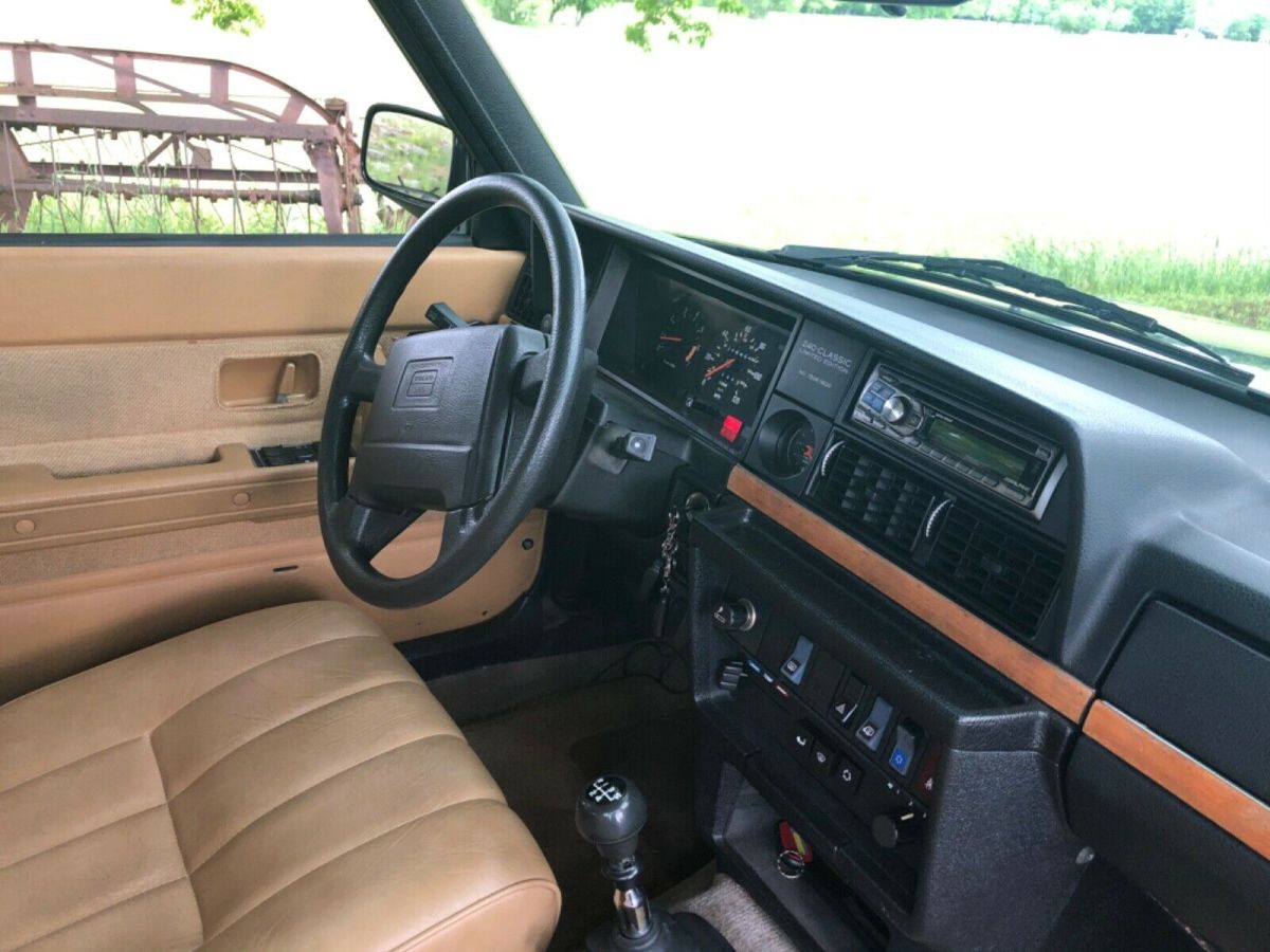 1993 Volvo 240 - photo 8