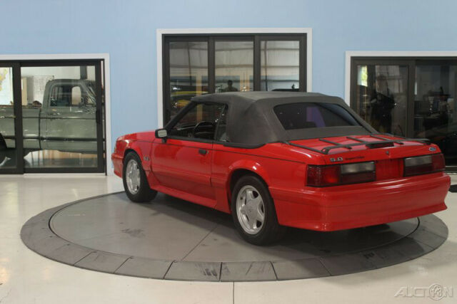 1993 Ford Mustang 2dr GT Convertible - photo 3