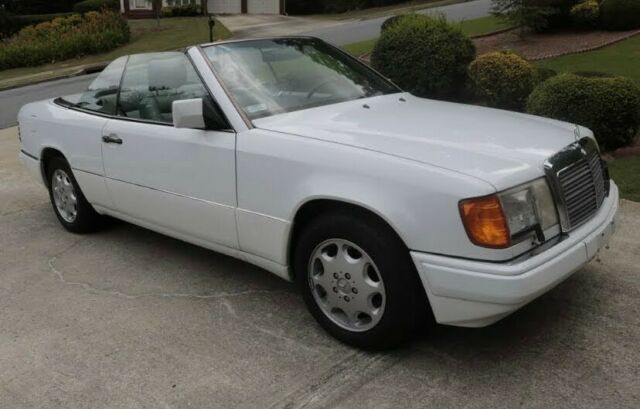 1993 Mercedes-Benz 300-Series - photo 11