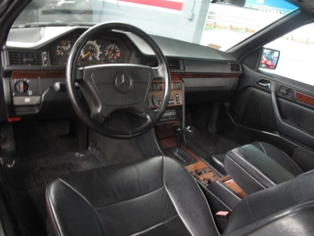 1993 Mercedes-Benz 300-Series 300CE 3.2 (STD is Estimated) - photo 2