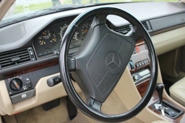 1993 Mercedes-Benz E-Class 300CE - photo 8