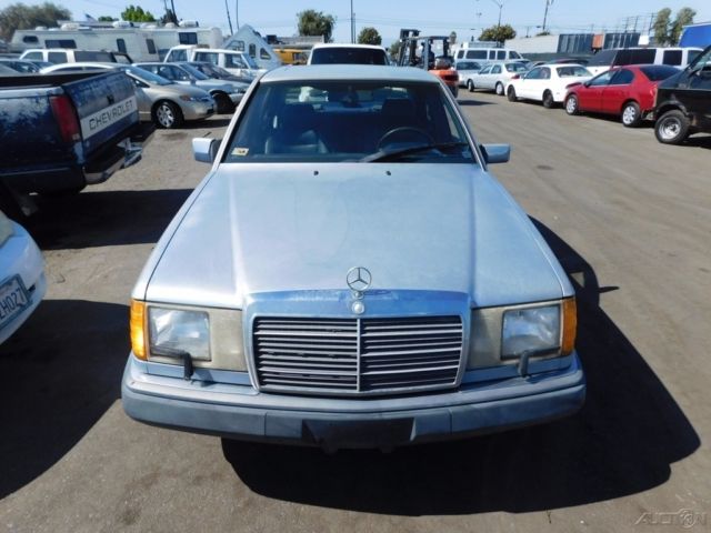 1993 Mercedes-Benz 300-Series 300E 3.2 (STD is Estimated) - photo 4