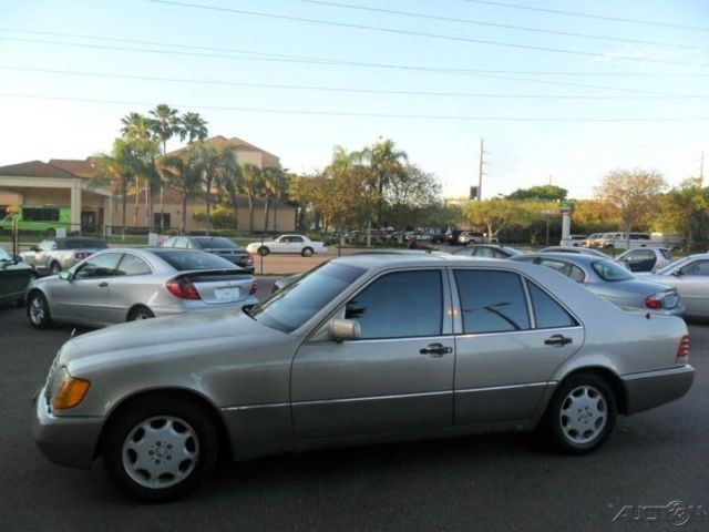 1993 Mercedes-Benz 300-Series 300SE 4dr Sedan - photo 4