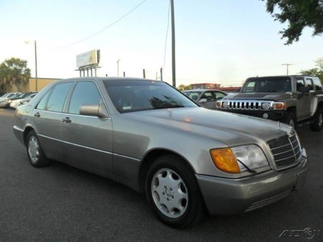 1993 Mercedes-Benz 300-Series 300SE 4dr Sedan - photo 6