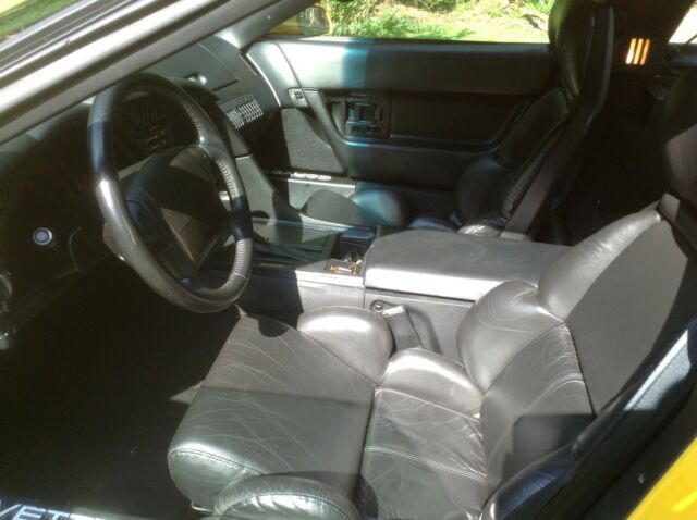 1993 Chevrolet Corvette - photo 13