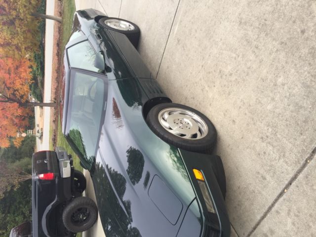1993 Chevrolet Corvette Base Hatchback 2-Door - photo 8