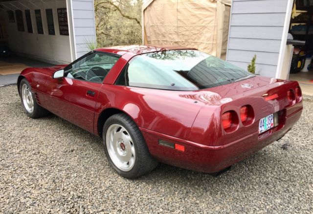 1993 Chevrolet Corvette 40th Anniversary coupe - photo 4