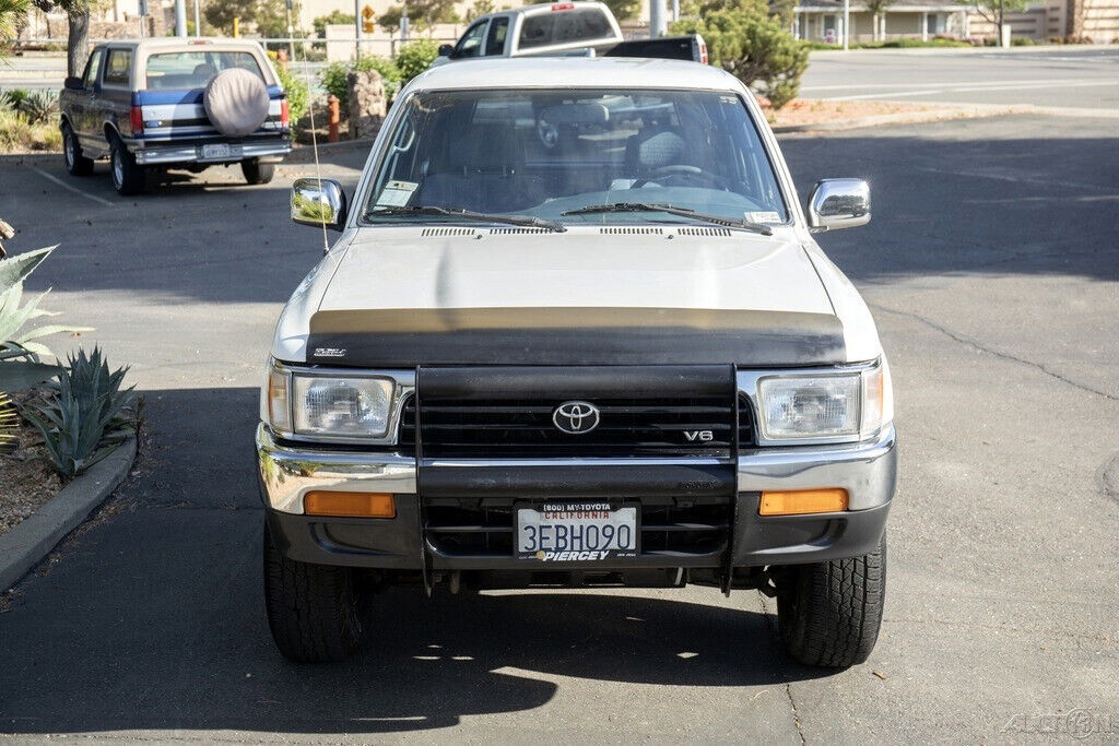1993 Toyota 4Runner SR5 SUV - photo 8