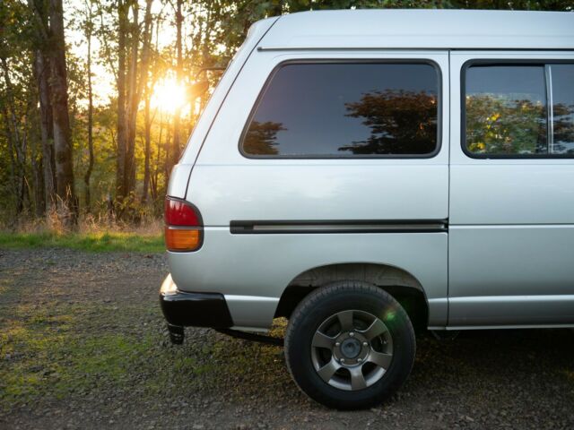 1993 Toyota Townace - photo 7