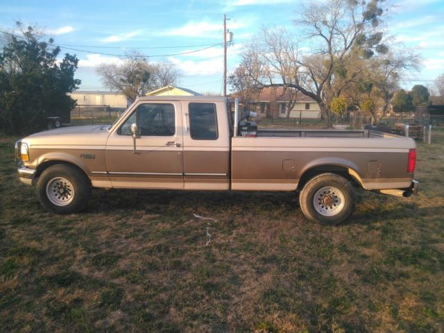 1993 Ford F-250 XLT - photo 2