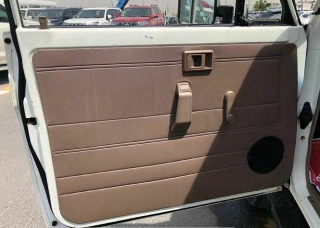 1993 Toyota Land Cruiser - photo 10